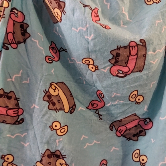 Pusheen print button front tie tank top - Picture 3 of 3